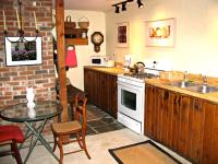 Owl's Nest Lodging - B&B Conway