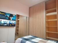 ALQUILER FAMILIAR , Depto 2 dormitorios, SE PAGA AL LLEGAR, ANTES NO, solo uso familiar, en planta baja - B&B Neuquén