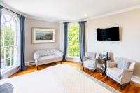 Room 5 – Queen Room