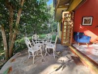 Casa Amarela, Refúgio na natureza Rota do vinho - B&B São Roque