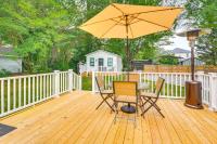 Walk to Uptwn Lexington Modern Retreat with Porch! - Chambres d’hôtes Lexington