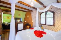 Superior Chalet with Spa Bath II