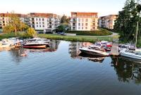 Marina Deluxe II - widok na jezioro z każdego z 3 pokoi, 70 m2, Netflix - B&B Iława