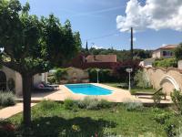 Joli rez de villa proche d'Aix-en-Provence - B&B Peyrolles-en-Provence
