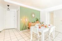 Cosy T2 à 100m de la Gare, parking gratuit, WiFi Fibre pour 4 personnes - Ferienwohnung Saint-Cyr-l’École