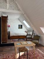 Triple Room with Private Bathroom