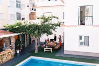 SURFinn Lisbon - B&B Costa de Caparica