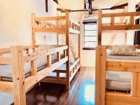 Bed in een Gemengde Slaapzaal met 6 Bedden