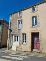 Dors Fée Duplex avec Toit-Terrasse et Salle de Jeux - Centre Bourg à 4 min du Puy duFou - Chambres d'hôtes Les Epesses