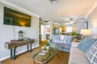 Steps to Shore Sunny Fort Myers Beach Escape! - Ferienwohnung Fort Myers Beach