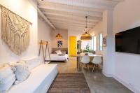 Superior One-Bedroom Apartment