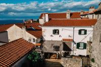 The House - B&B Beli