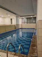 1-Bedroom Family Apartment with Balcony in Sharjah - Chambres d'hôtes Charjah
