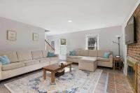 Near NC State Campus & Downtown - The Maple Marvel - B&B