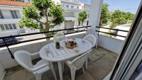 Royan - APPARTEMENT avec EMPLACEMENT IDEAL - terrasse - garage privatif - B&B Royan