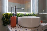 Whispering Walls Premium 1 bedroom Apartment - B&B Athens