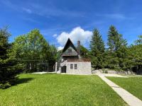 CASA NATURA - charming chalet with hot tub - B&B Tuk Vojni