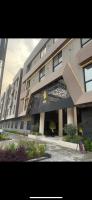 Luxury 2BR Close to Boulevard extra maid room - B&B