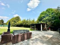Forest 2BR Apt gated free Parking 2 acres Garden - Chambres d’hôtes