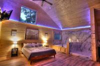 Brand New Luxury Cabin Full of Amenities - Ferienwohnung Garland