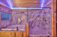 Brand New Luxury Cabin Full of Amenities - B&B Garland