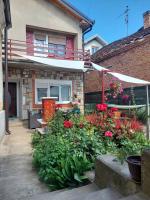 Family House - Bed and Breakfast