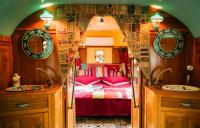 Magnifique Roulotte Bohème 1930 - Chambres d’hôtes