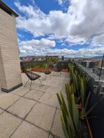 Acogedor loft en edificio inteligente SmartLiving Bogotá #02 - B&B