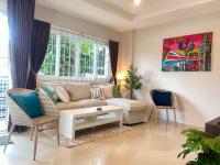 New house with a private pool, Baan Hug Ubon - B&B Ubon Ratchathani