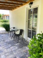 Chambre Lit Queen-Size - Vue sur Jardin