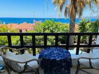 Villa with beautiful sea view - Ferienwohnung Porto Alabe