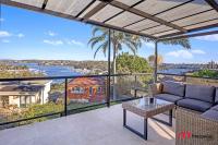 MetaWise Luxe 6 Bed Ocean View Family Home in Seaforth - Chambres d'hôtes Sydney