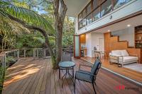 MetaWiseBnB Stylish Loft Studio with Garden in Seaforth - B&B Sydney