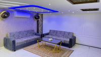 Multazam Heights, DHA Phase 8 - Studio Apartments - Near Airport - Chambres d’hôtes Lahore