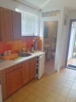 Camera Tripla Economy