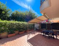 VENUS APARTMENT - Charming Holiday Home with Patio - Nettuno Santa Barbara - B&B Nettuno