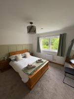 3 Bedroom Apartment - Loch Linnhe Views - Modern & Chilled Highland Stay - Chambres d'hôtes Fort William