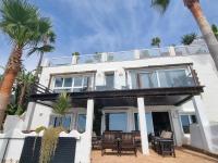 Vistas excelentes al mar y jakuzzi - B&B Manilva