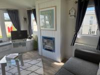 Seaside Escape Modern Mobile Home Stay - B&B Greencastle