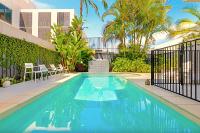 Byron Centre Apartment with Pool - Bed and Breakfast Byron Bay