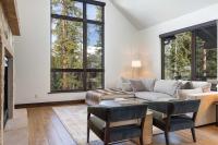 Luxe Mountain Chalet on the Blue River near Main - Chambres d’hôtes Breckenridge