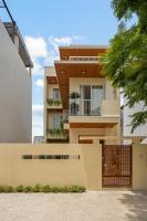 Kochi House, brand new 4BDR, 850m to the beach - B&B