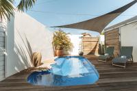 Maison Makoa et sa piscine proche du front de mer - Chambres d’hôtes Saint-Pierre