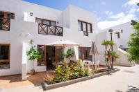 INEIKA- Modern Apartment with Pool View Terrace - B&B Corralejo
