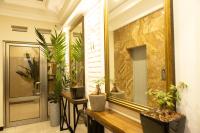 Elegant 2BR l 2BA Apartment in Central Yerevan near Seasons Park - B&B Yerevan