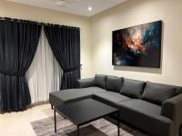 Apartamento de 1 Dormitorio con balcón y vistas a la ciudad