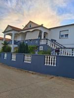 Apartment Mira - Ferienwohnung Bibinje