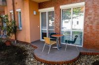 Mátyás apartmanok - Bed and Breakfast Ebes