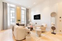 Maison Galante's apartments with Services in Louvre - Rue des Déchargeurs - Chambres d'hôtes Paris