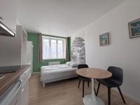 Studio mit Kingsize-Bett